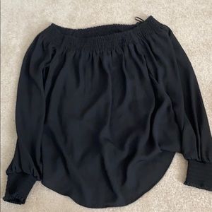 Express off shoulder